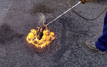 Outlane flat roofing repairs